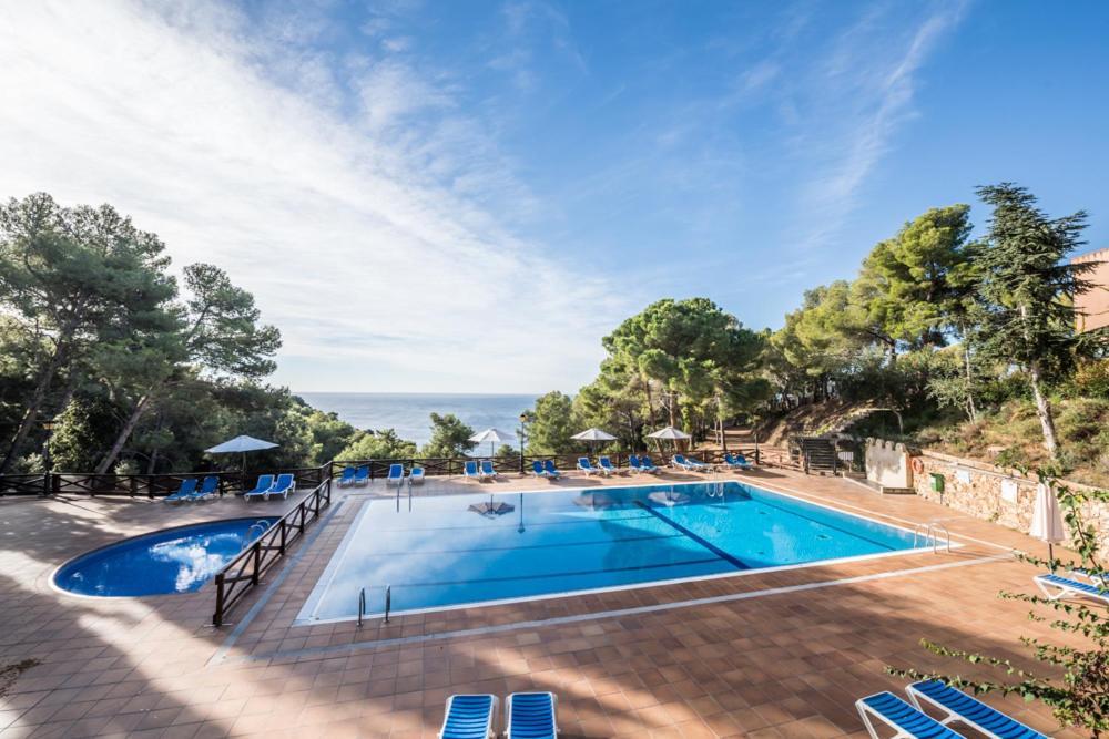 Camping Sunissim Cala Llevado 4 By Locatour Hotel Tossa de Mar Ngoại thất bức ảnh