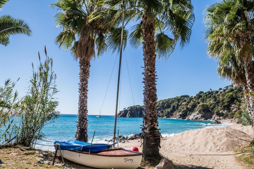 Camping Sunissim Cala Llevado 4 By Locatour Hotel Tossa de Mar Ngoại thất bức ảnh
